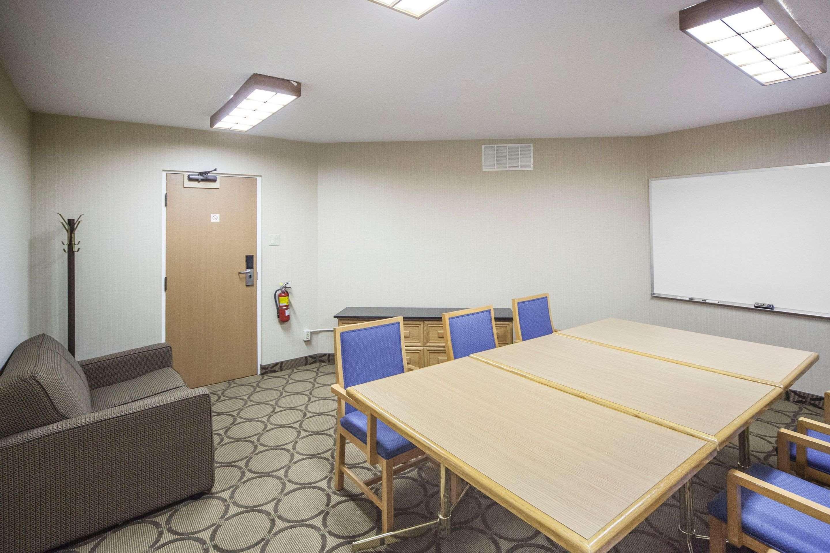 Comfort Inn West Edmonton Zewnętrze zdjęcie