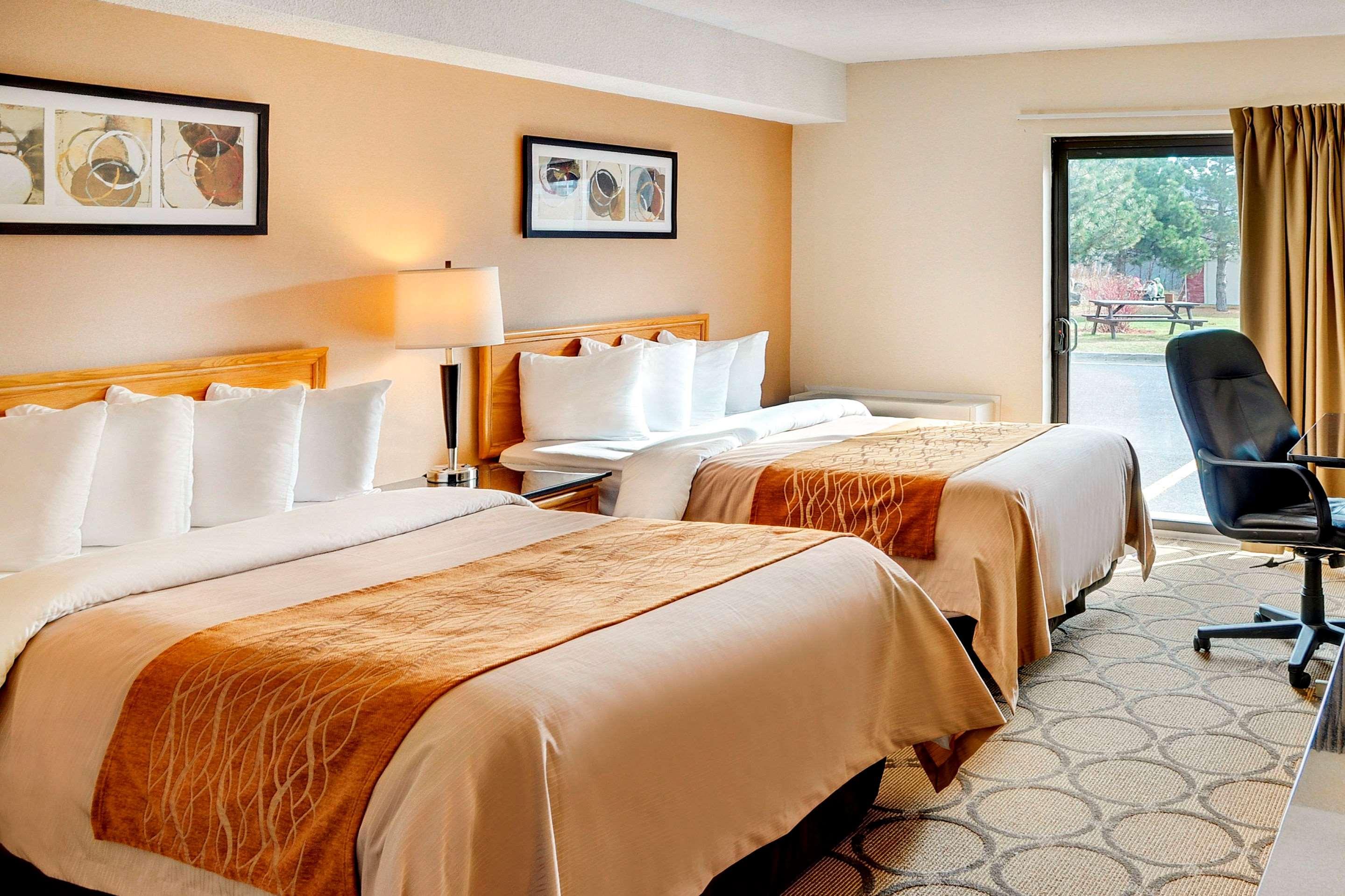 Comfort Inn West Edmonton Zewnętrze zdjęcie